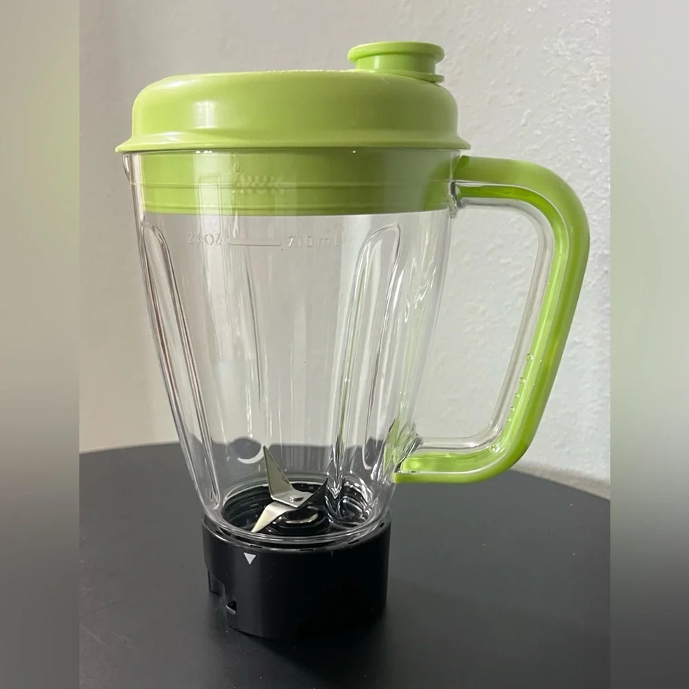 NUK Smoothie and Baby Food Maker Blender Set Oster Sippy Cup Cookbook Kitchen
